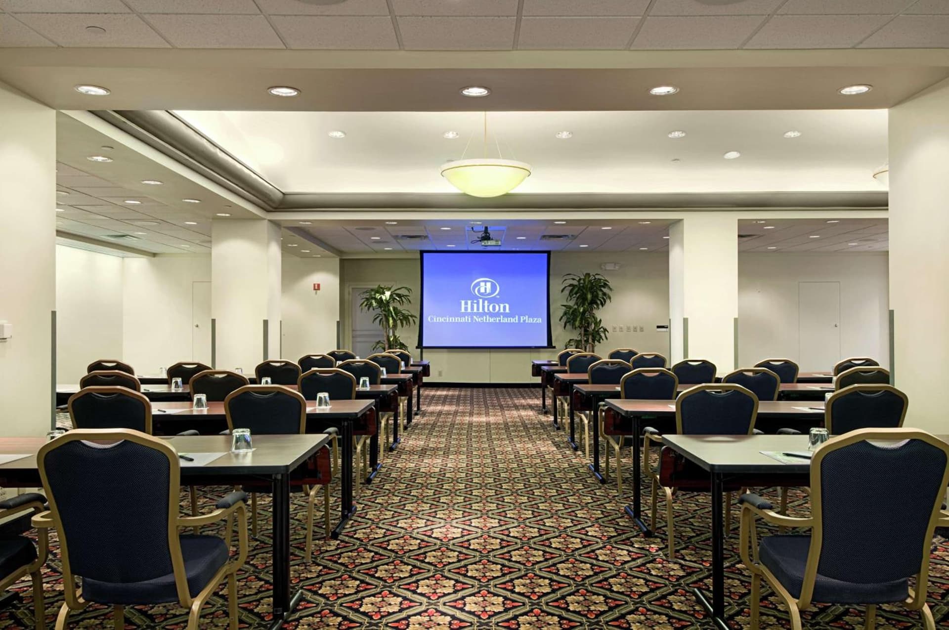 Hilton Cincinnati Netherland Plaza gallery photo in Cincinnati, OH — image 24