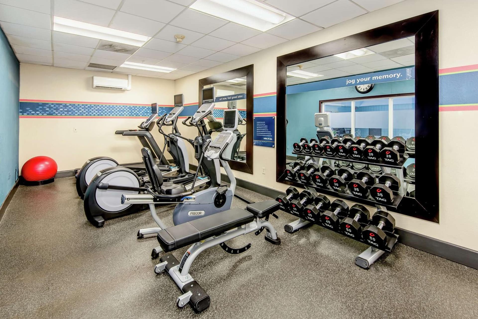 Hampton Inn & Suites Bethlehem gallery photo in Bethlehem, PA — image 24
