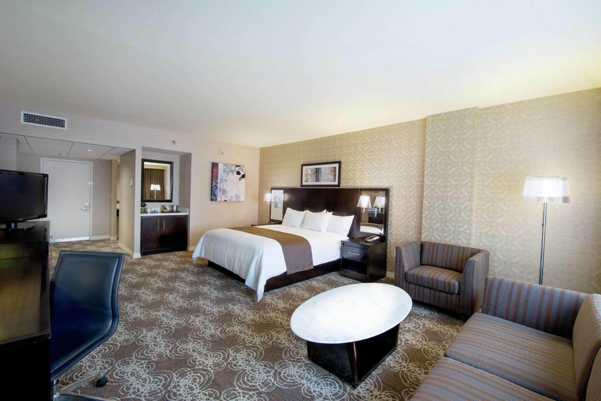 DoubleTree by Hilton Binghamton gallery photo in Binghamton, NY — image 16