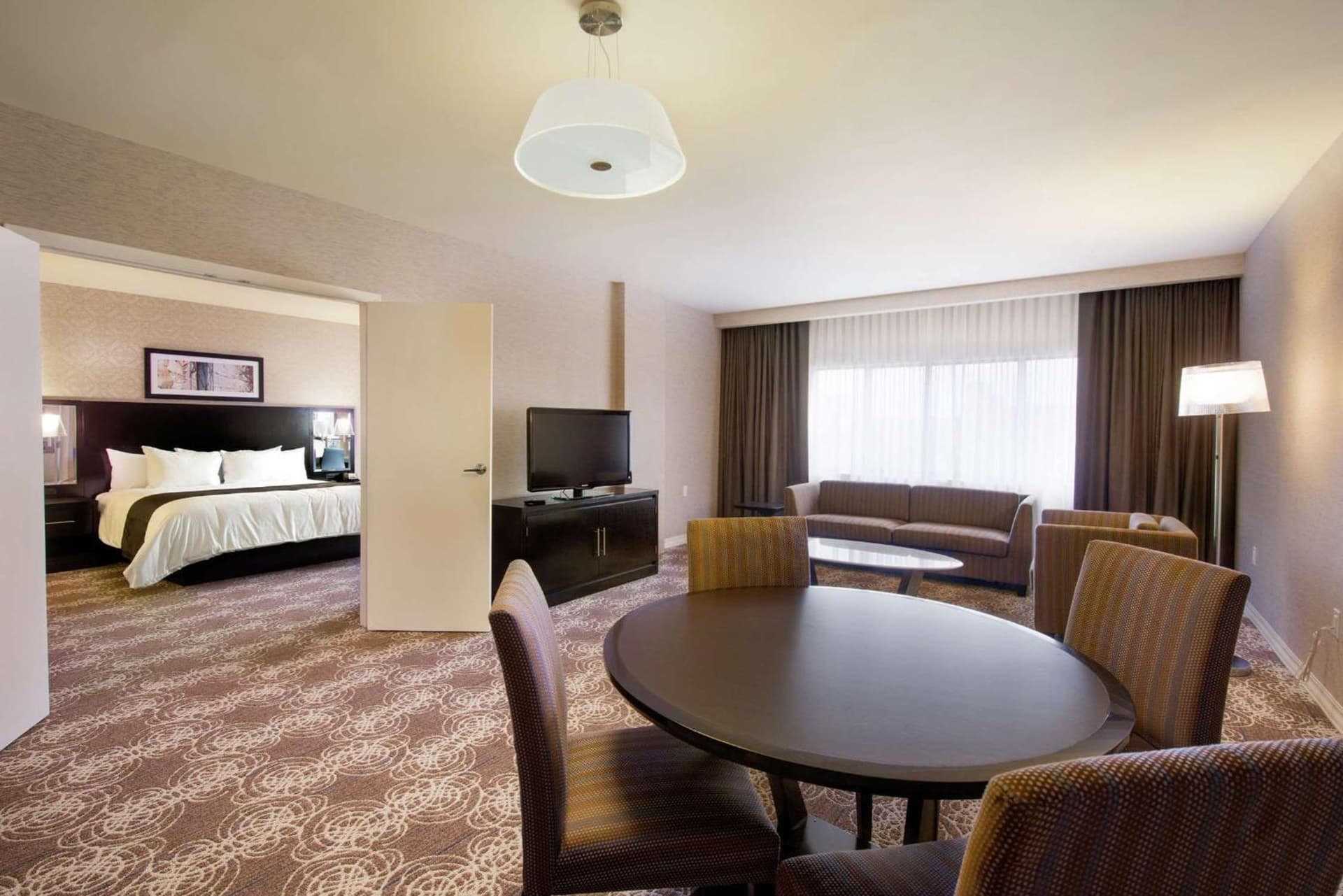DoubleTree by Hilton Binghamton gallery photo in Binghamton, NY — image 11