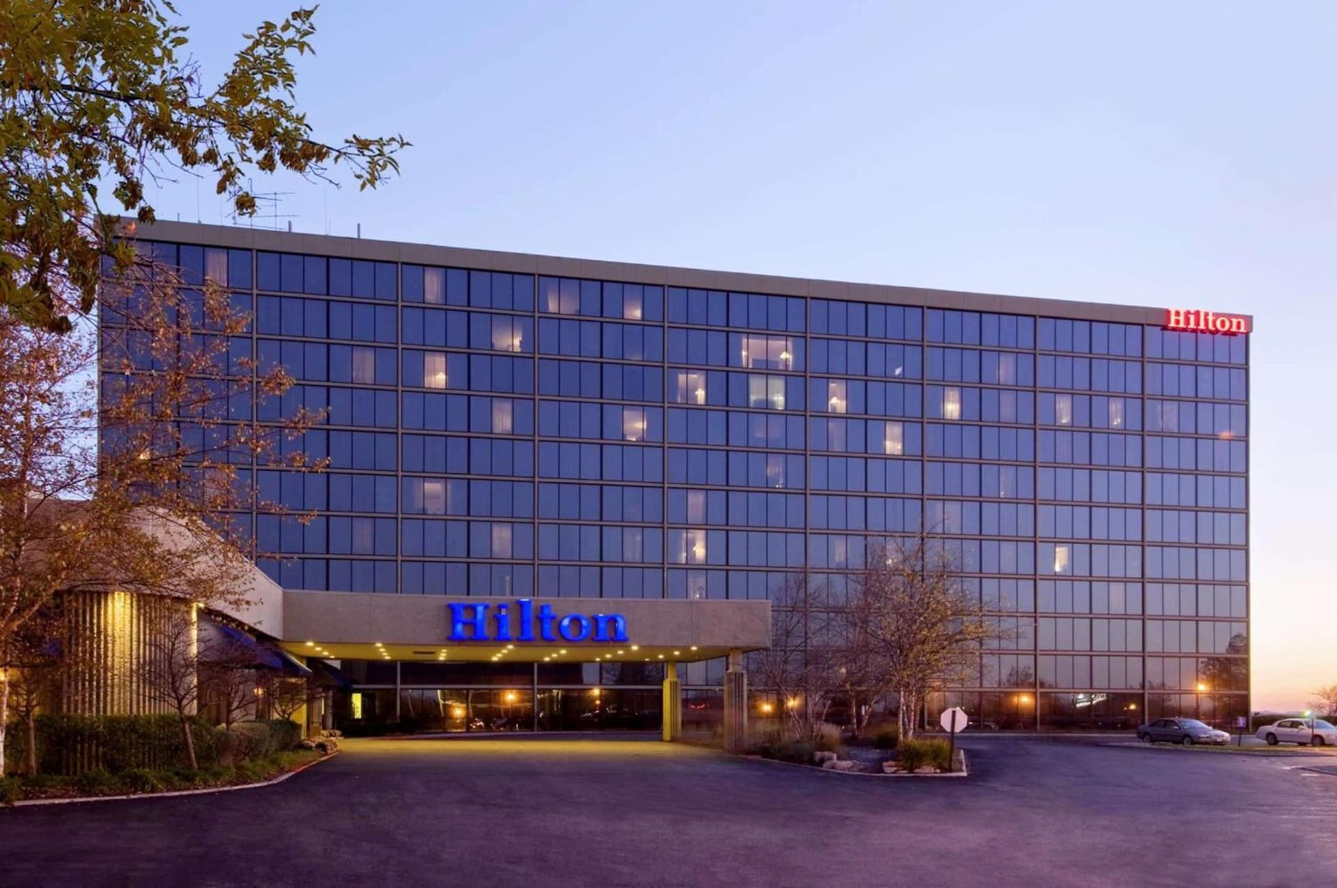 Hilton Kansas City Airport property views in Kansas City, KS — gallery photo 3
