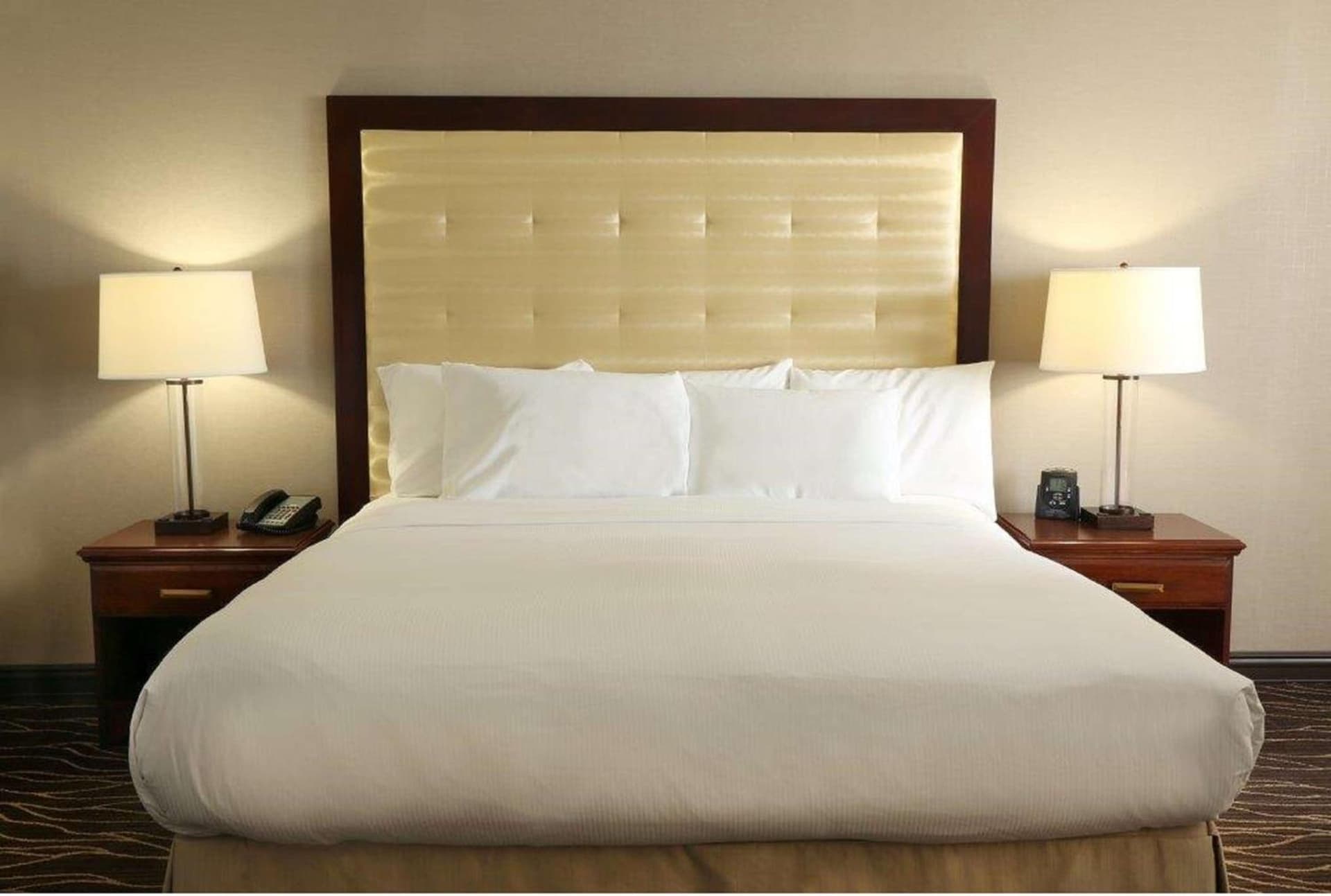 Hilton Kansas City Airport gallery photo in Kansas City, KS — image 40