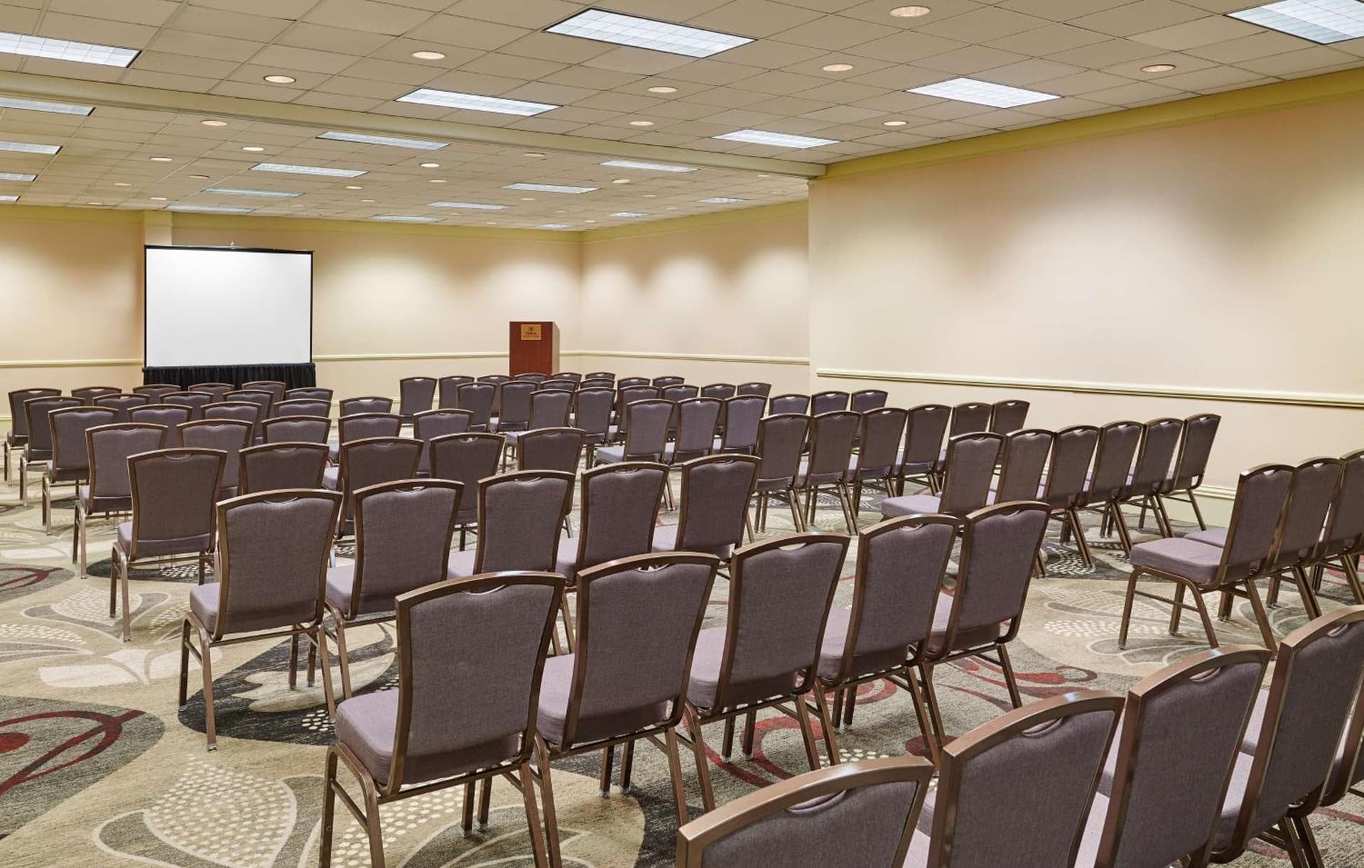 Hilton Kansas City Airport gallery photo in Kansas City, KS — image 33