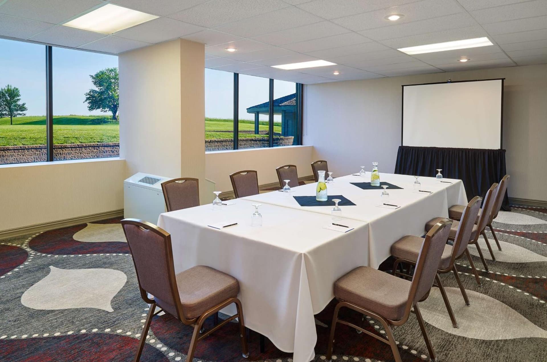 Hilton Kansas City Airport gallery photo in Kansas City, KS — image 12