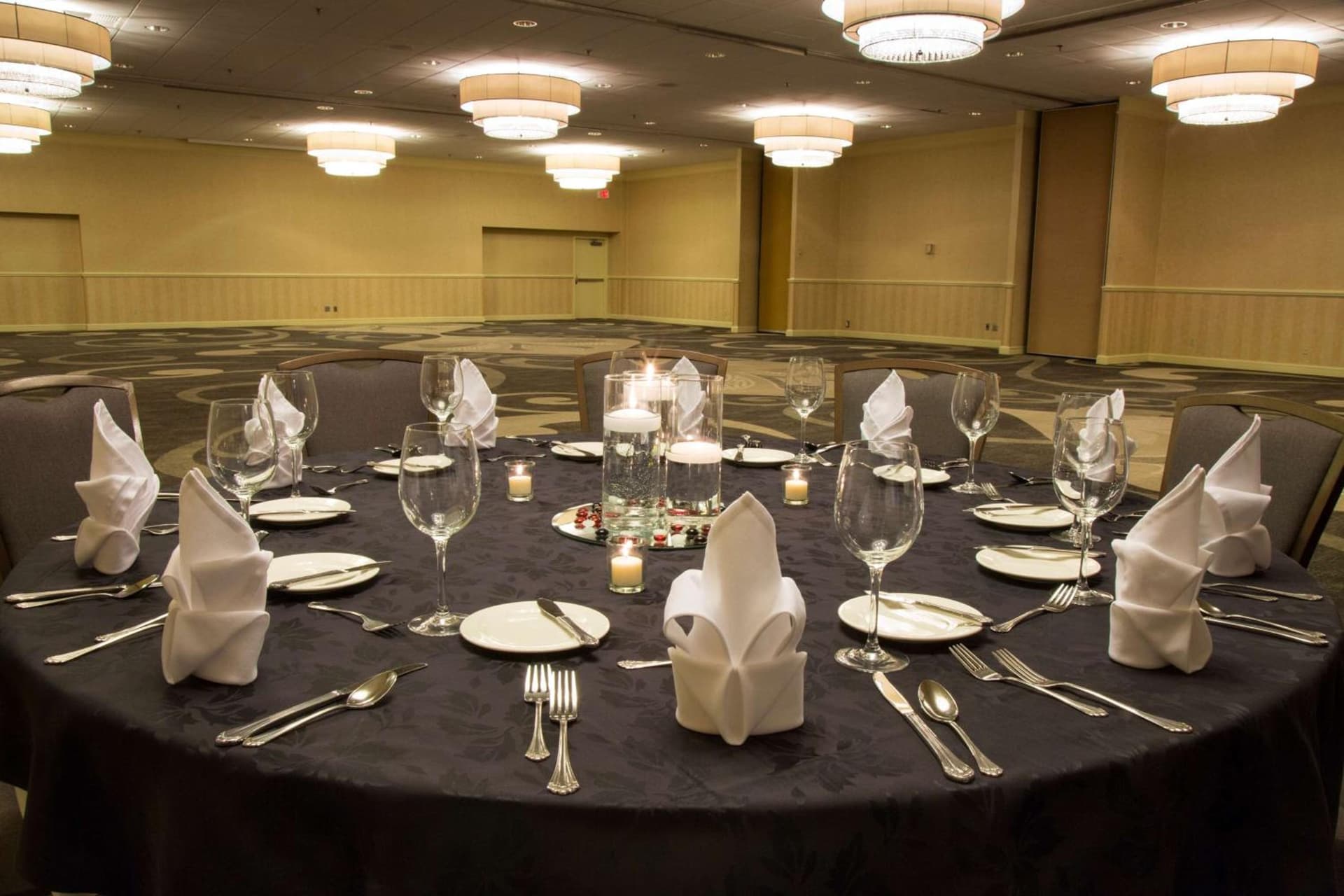 Hilton Kansas City Airport gallery photo in Kansas City, KS — image 16