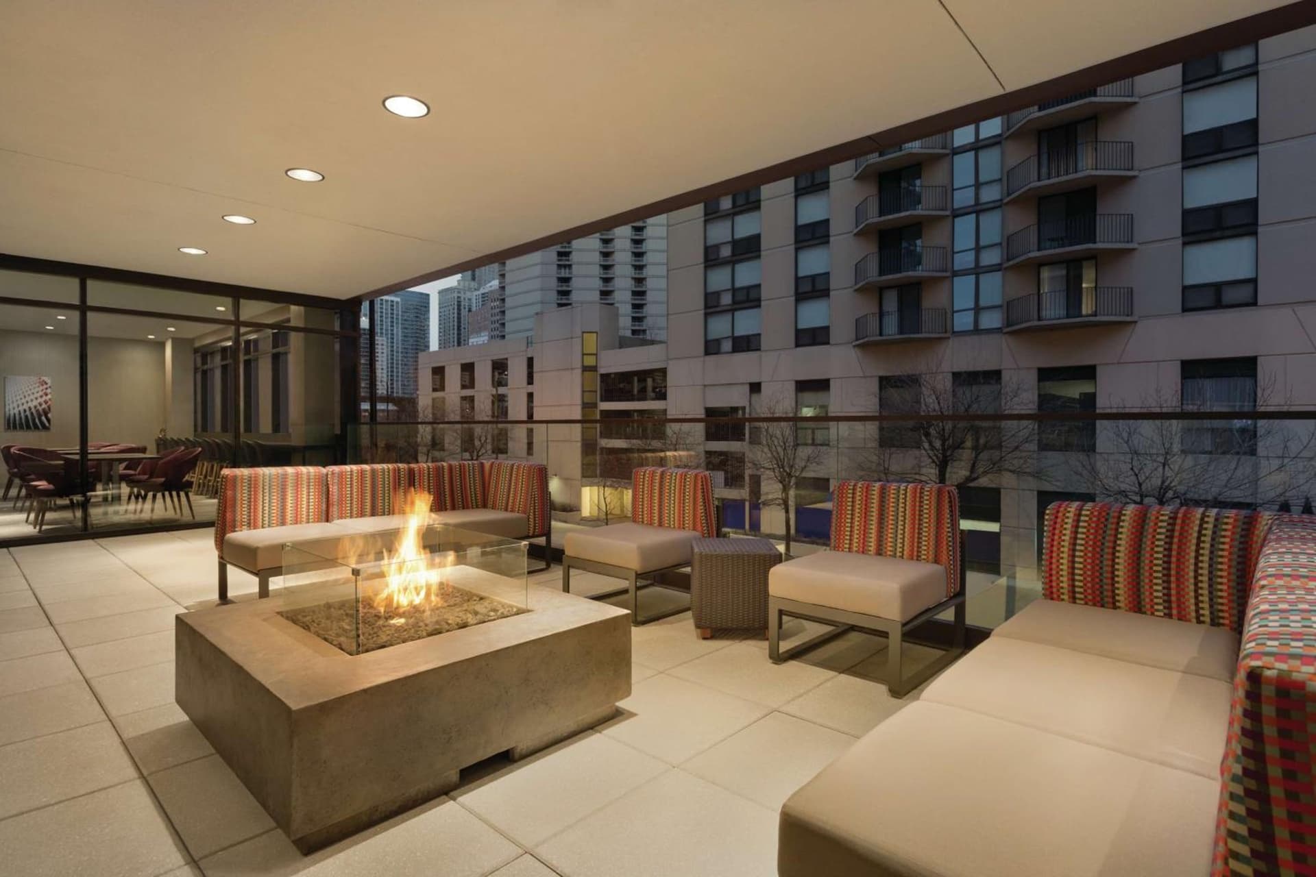 Home2 Suites By Hilton Chicago River North gallery photo in Chicago, IL — image 23