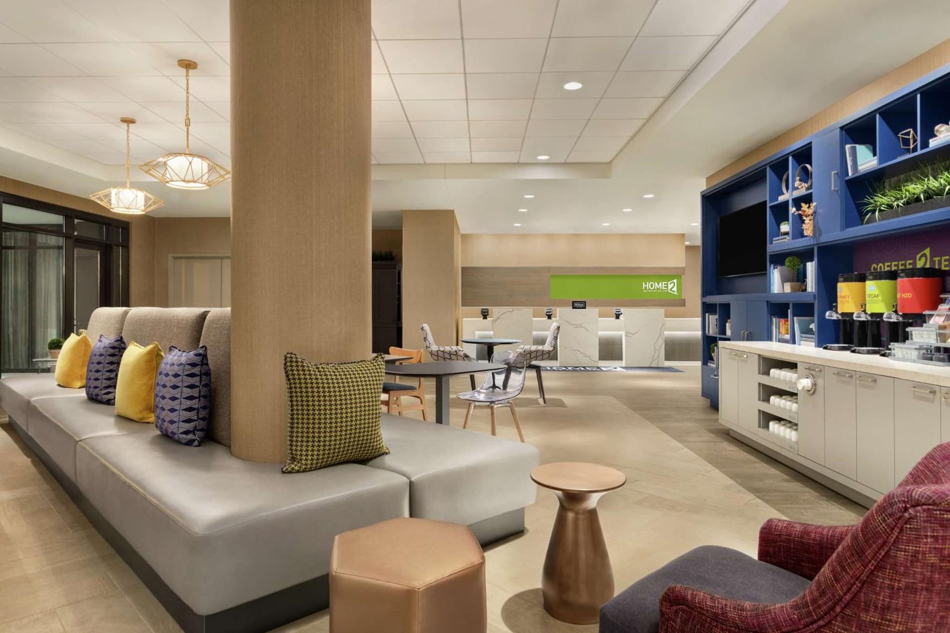 Home2 Suites By Hilton Chicago River North property views in Chicago, IL — gallery photo 3