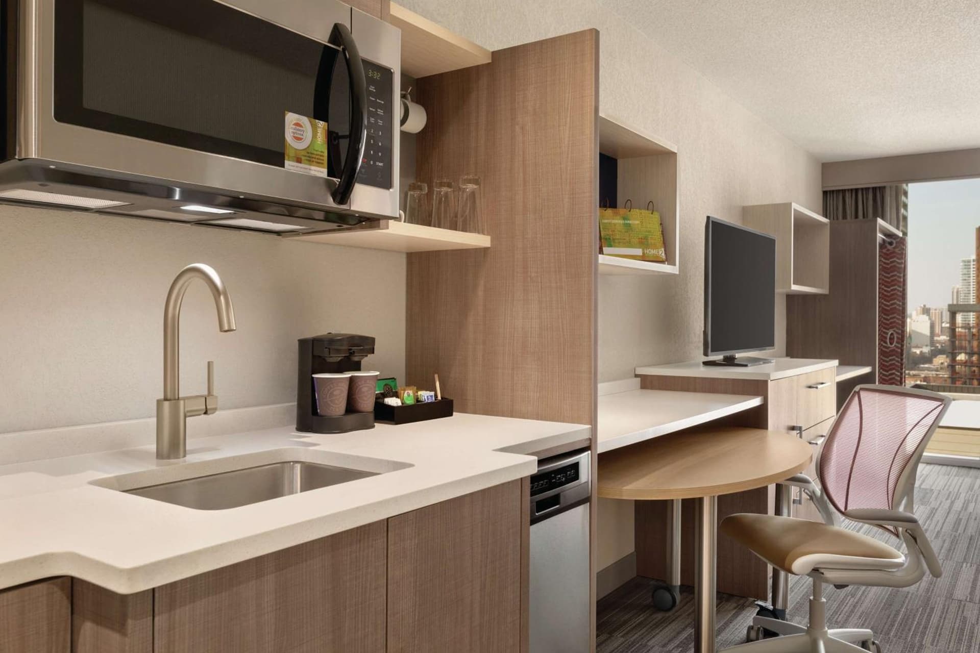 Home2 Suites By Hilton Chicago River North gallery photo in Chicago, IL — image 30