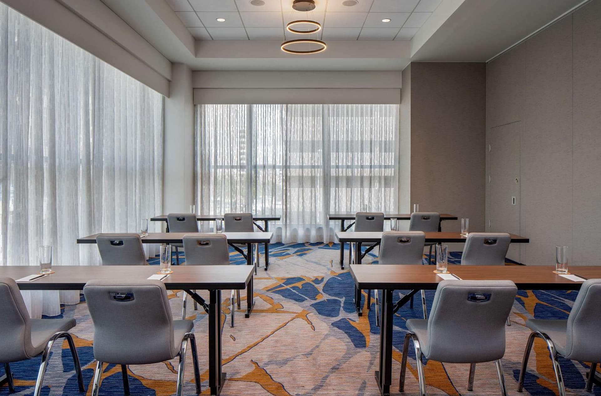 Hilton Garden Inn Austin University Capitol District gallery photo in Austin, TX — image 30
