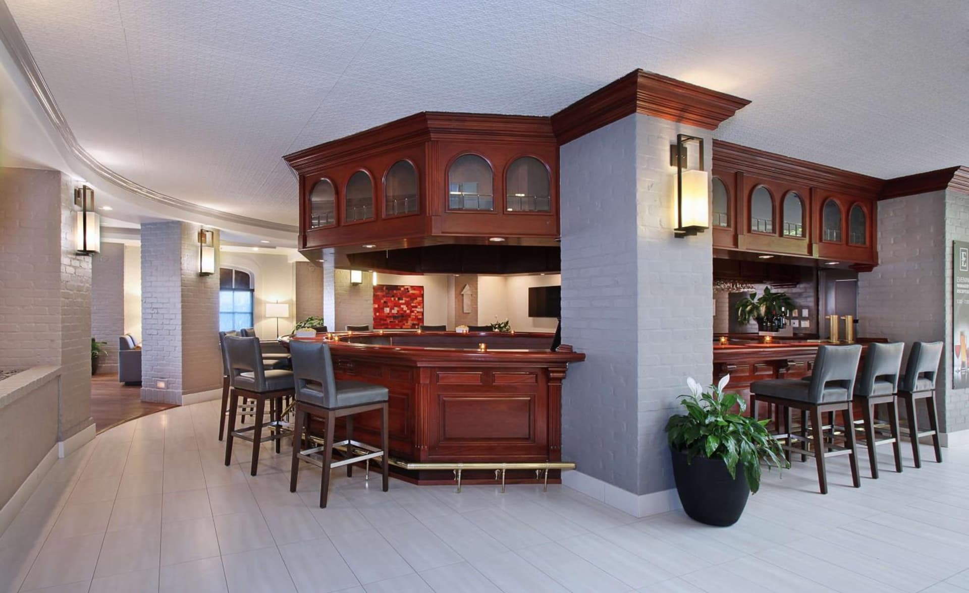 Embassy Suites by Hilton Anaheim North gallery photo in Anaheim, CA — image 11