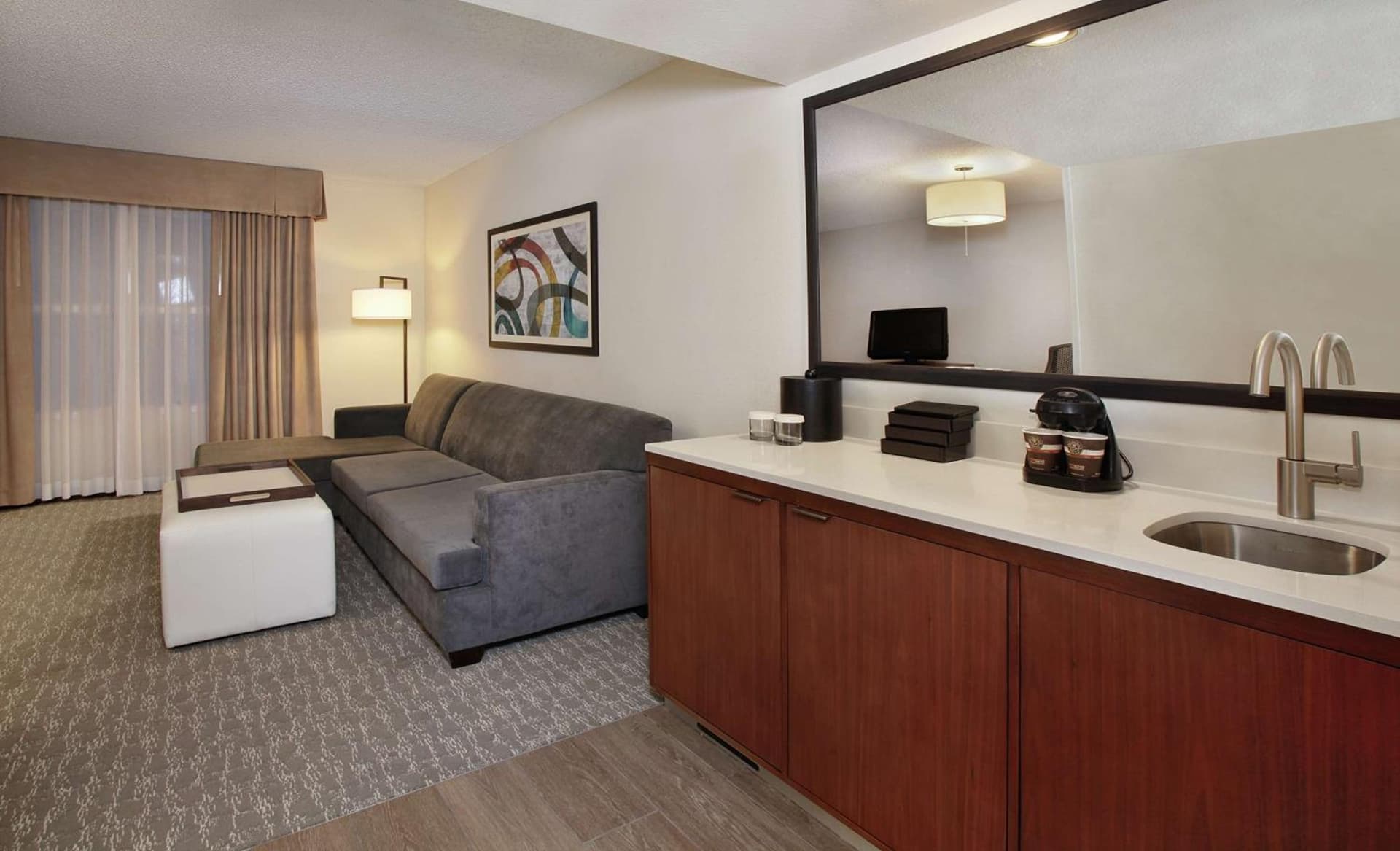 Embassy Suites by Hilton Anaheim North gallery photo in Anaheim, CA — image 5