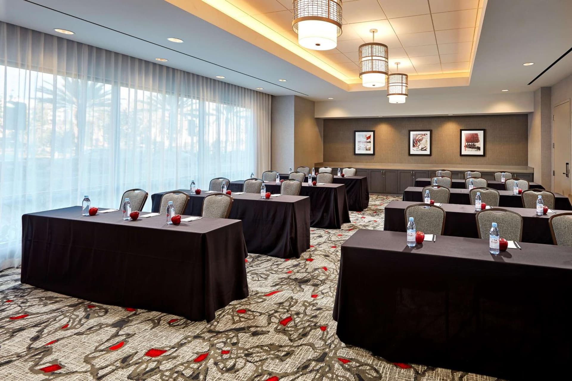 Homewood Suites By Hilton Long Beach Airport gallery photo in Long Beach, CA — image 4