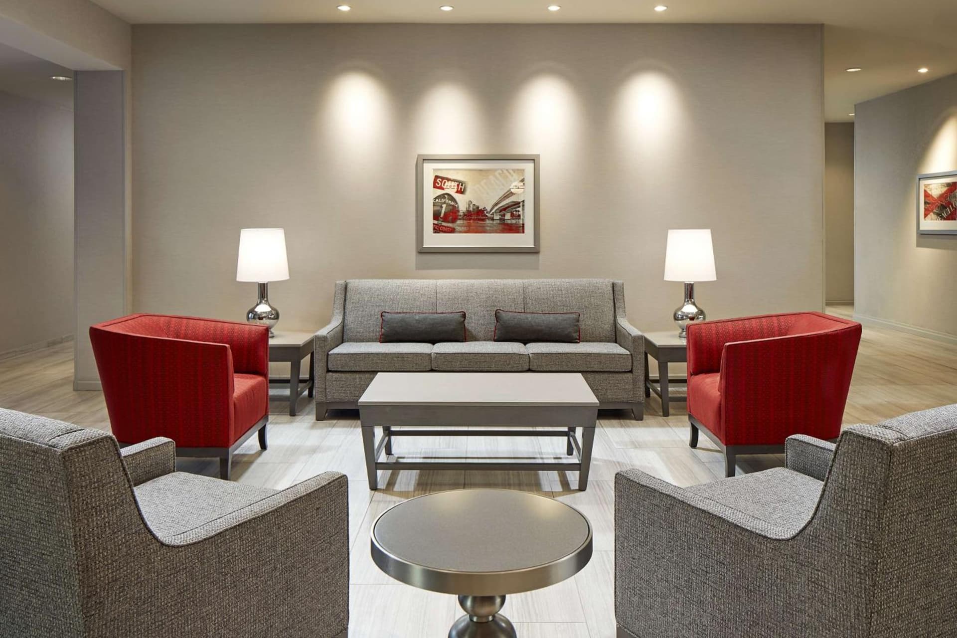 Hampton Inn Long Beach Airport, Ca gallery photo in Long Beach, CA — image 7