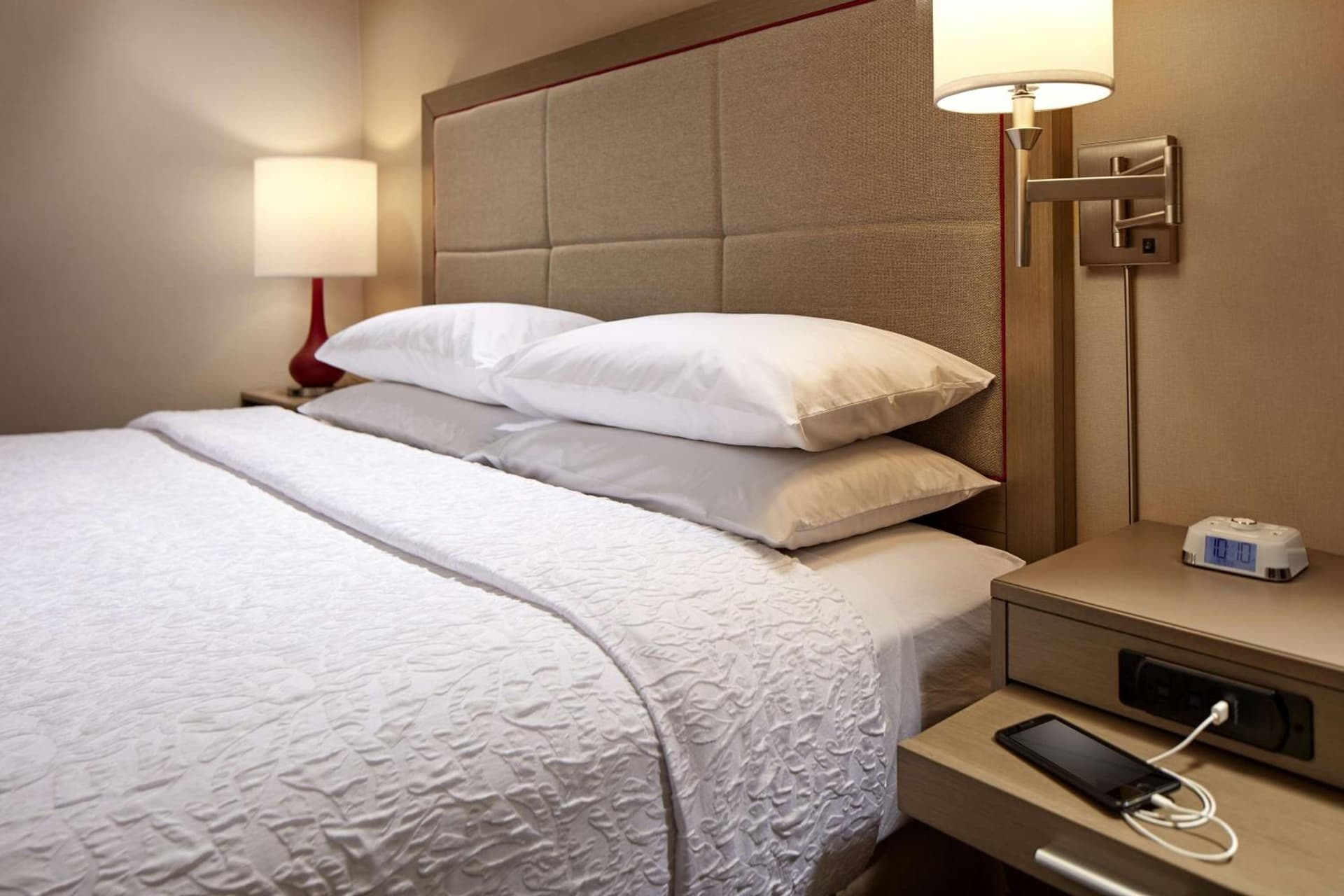 Hampton Inn Long Beach Airport, Ca gallery photo in Long Beach, CA — image 13