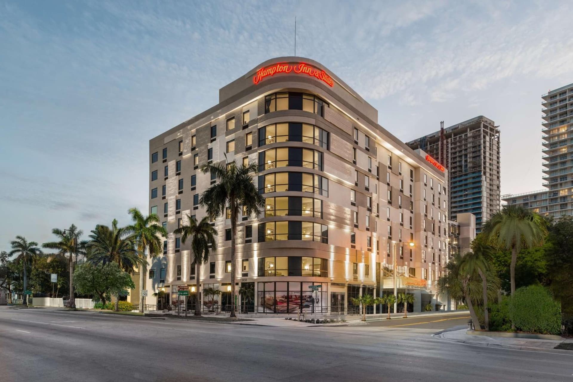 Hampton Inn & Suites Miami Wynwood Design District, FL interior in Miami, FL — gallery photo 2