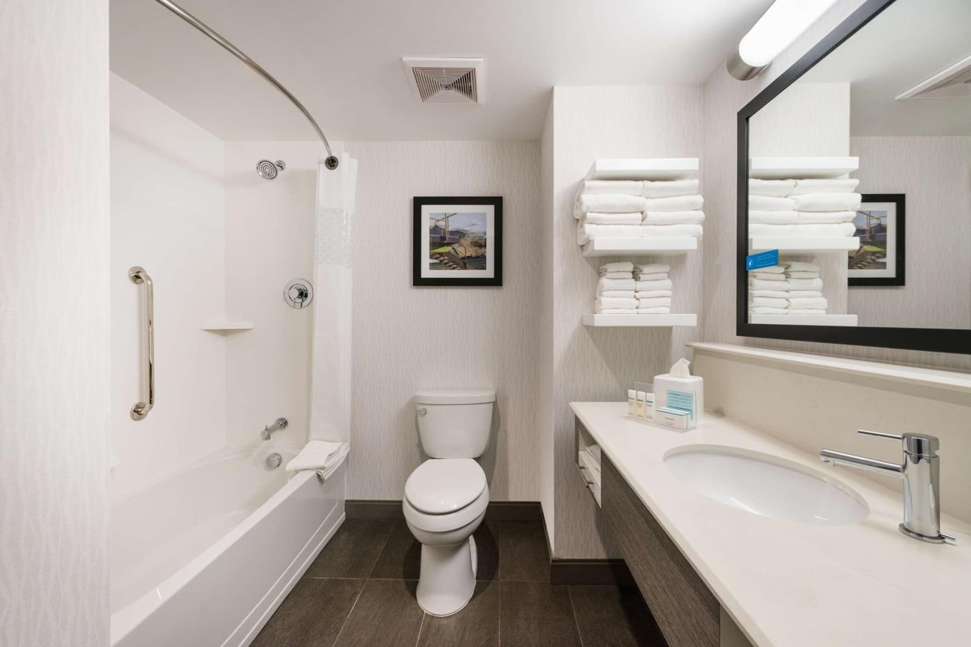 Hampton Inn & Suites Miami Wynwood Design District, FL gallery photo in Miami, FL — image 33