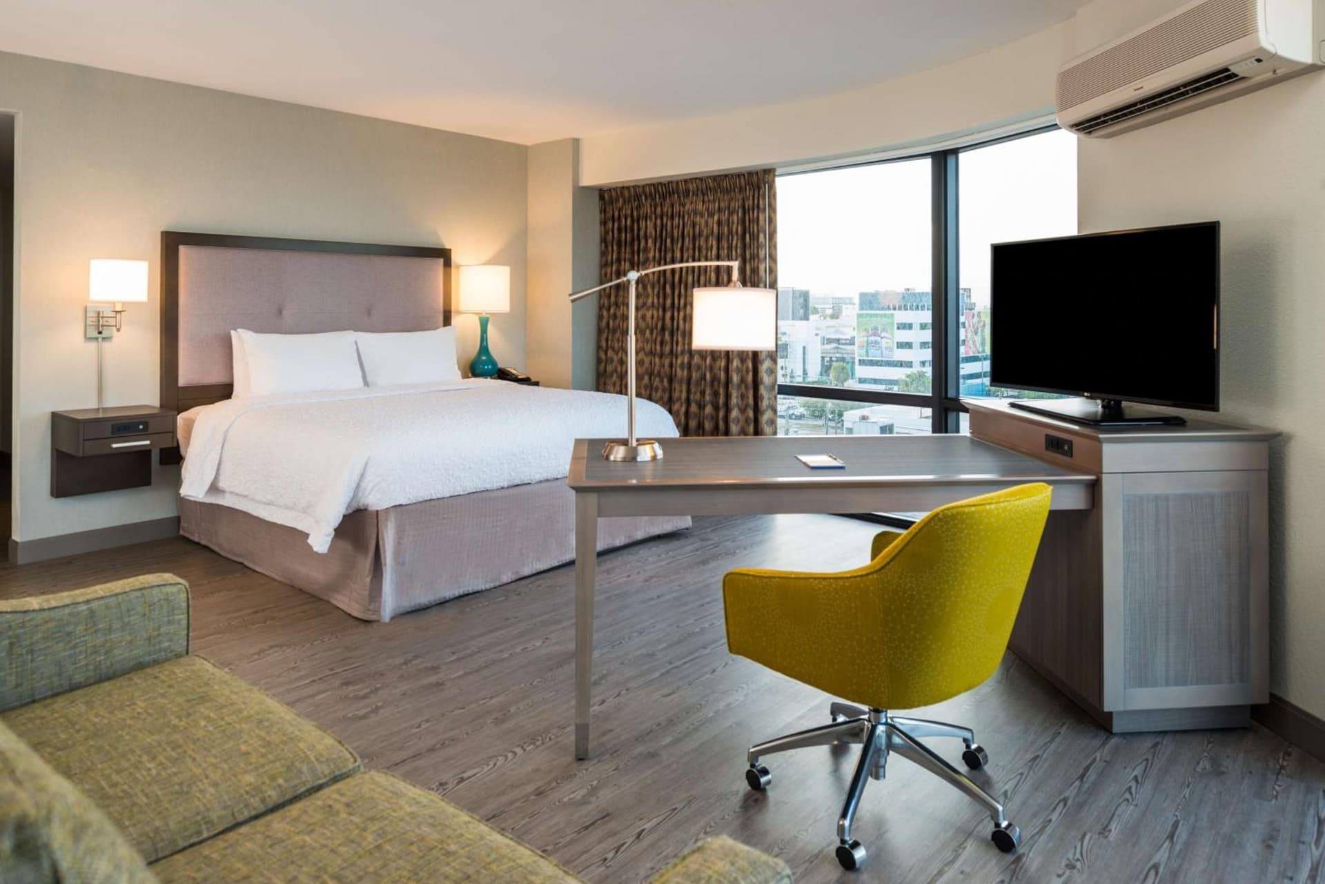 Hampton Inn & Suites Miami Wynwood Design District, FL gallery photo in Miami, FL — image 5