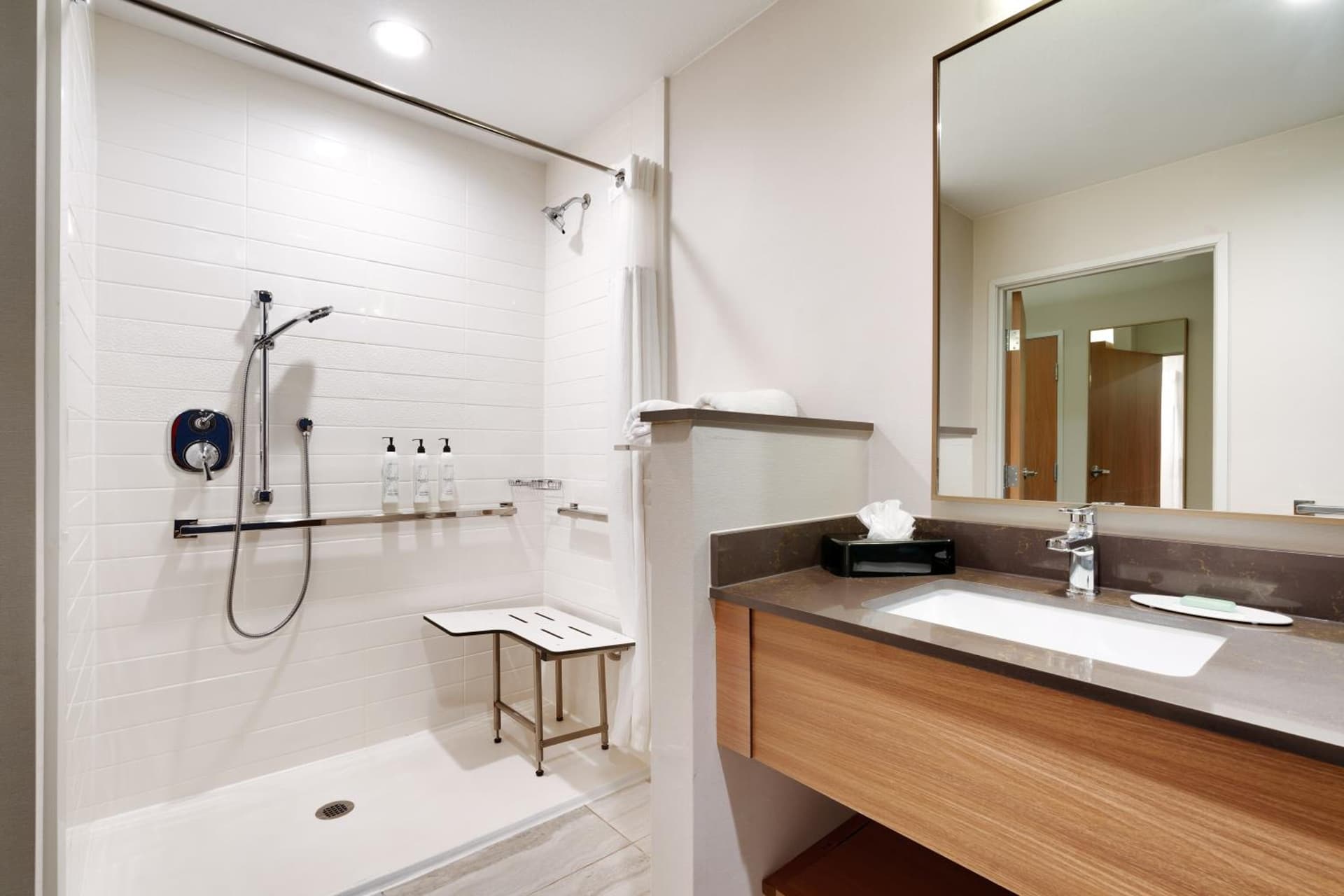 Fairfield by Marriott Inn & Suites Houston League City gallery photo in League City, TX — image 52