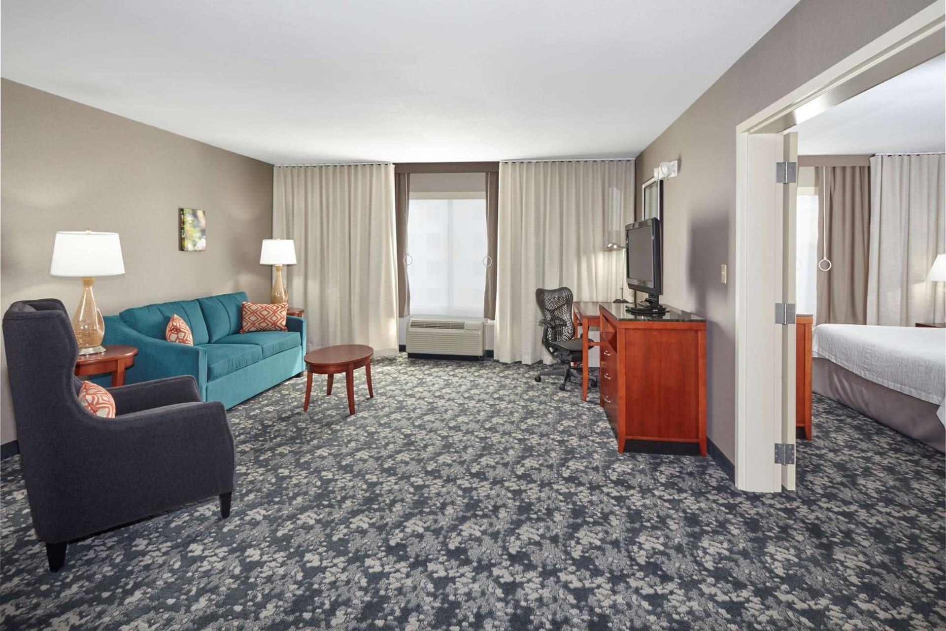 Hilton Garden Inn Naperville/Warrenville gallery photo in Warrenville, IL — image 19