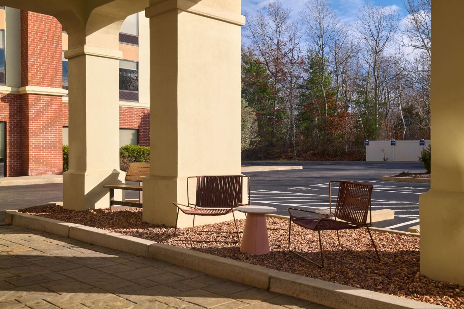 Hampton Inn & Suites Providence / Smithfield interior in Smithfield, RI — gallery photo 2