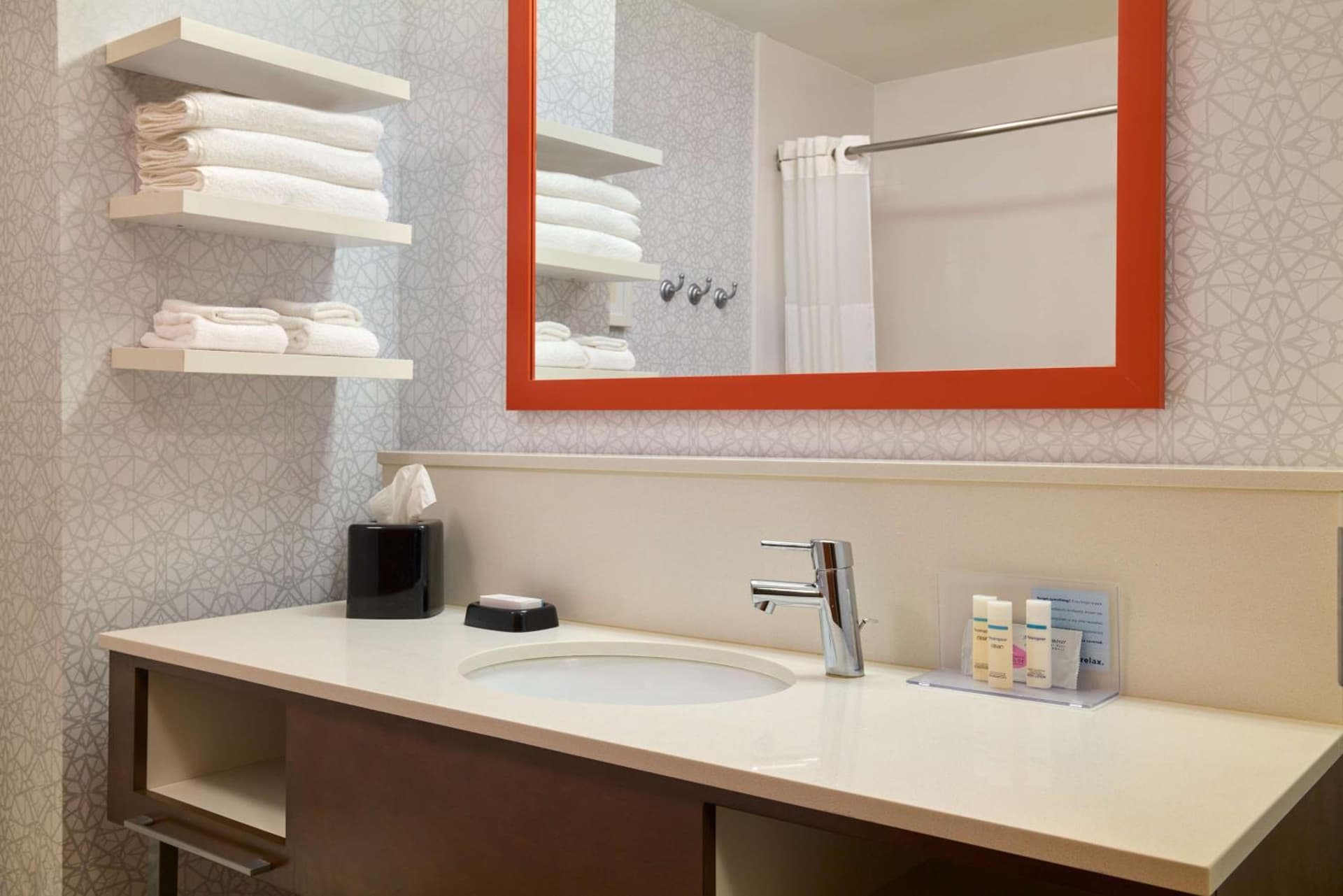 Hampton Inn & Suites Providence / Smithfield gallery photo in Smithfield, RI — image 19