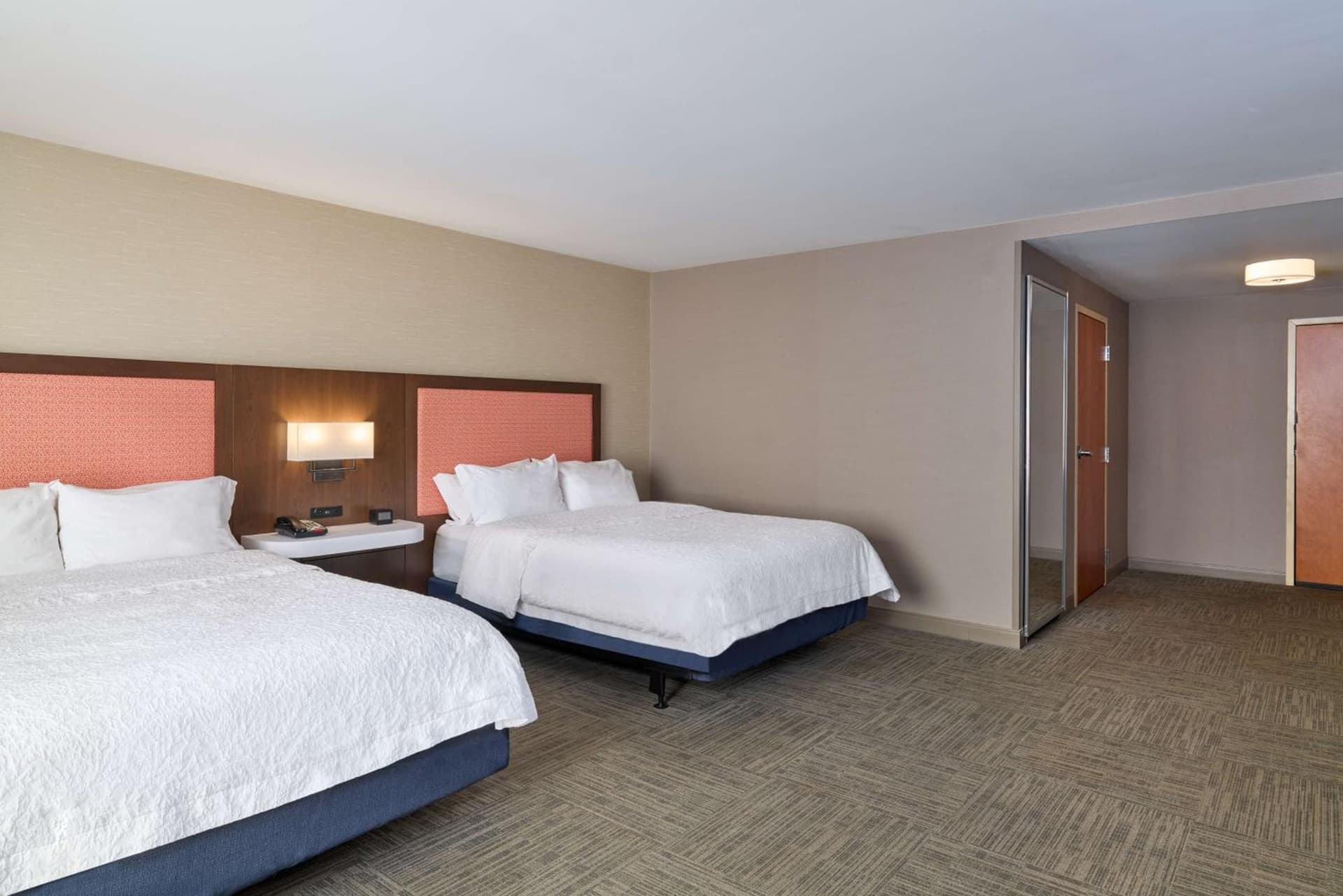 Hampton Inn & Suites Providence / Smithfield gallery photo in Smithfield, RI — image 16