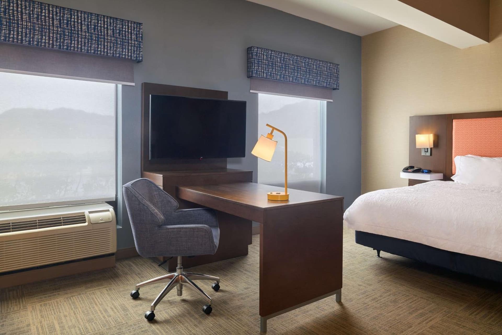 Hampton Inn & Suites Providence / Smithfield gallery photo in Smithfield, RI — image 4