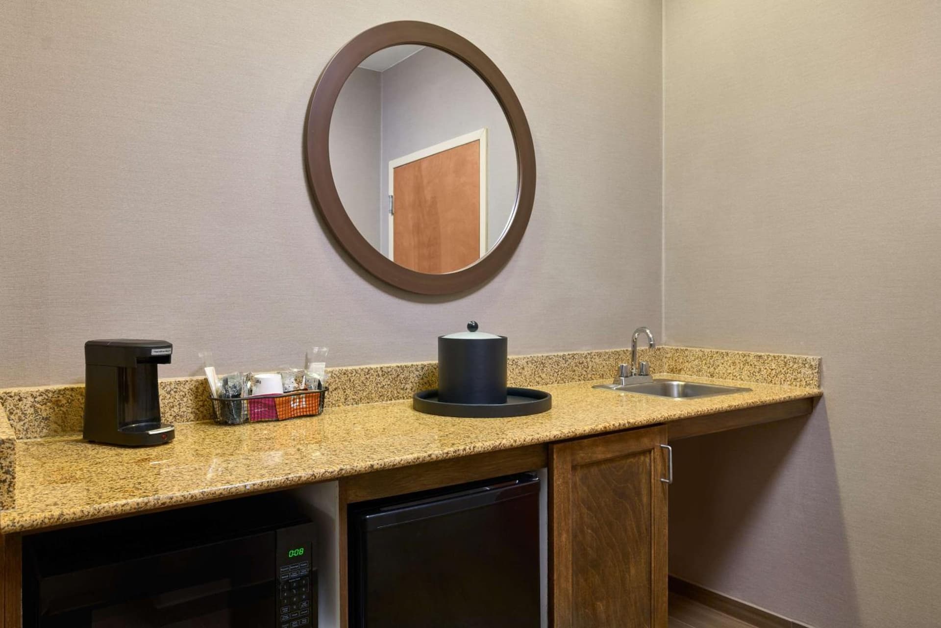 Hampton Inn & Suites Providence / Smithfield gallery photo in Smithfield, RI — image 24