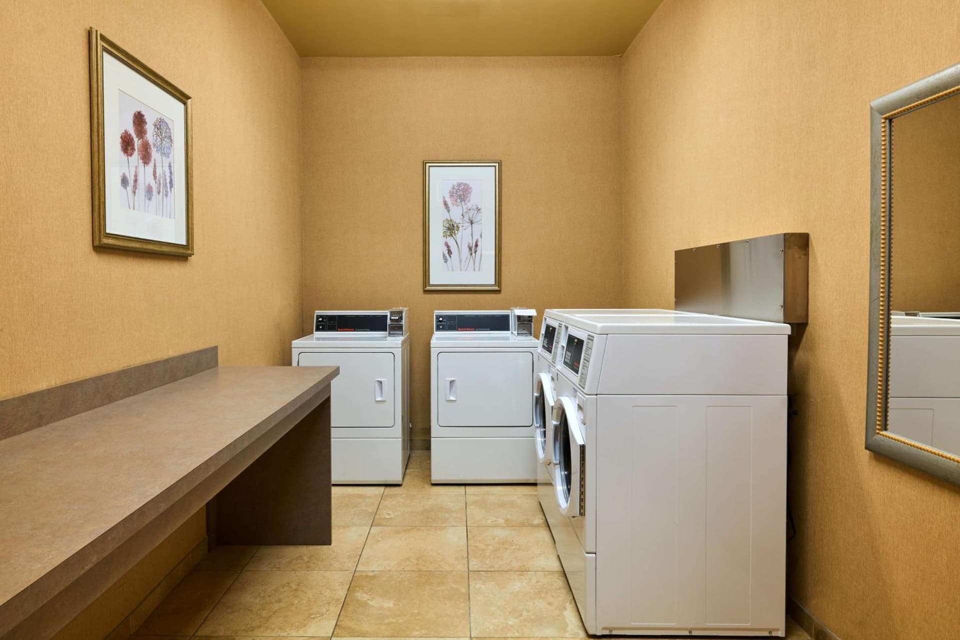 Hampton Inn & Suites Providence / Smithfield gallery photo in Smithfield, RI — image 27