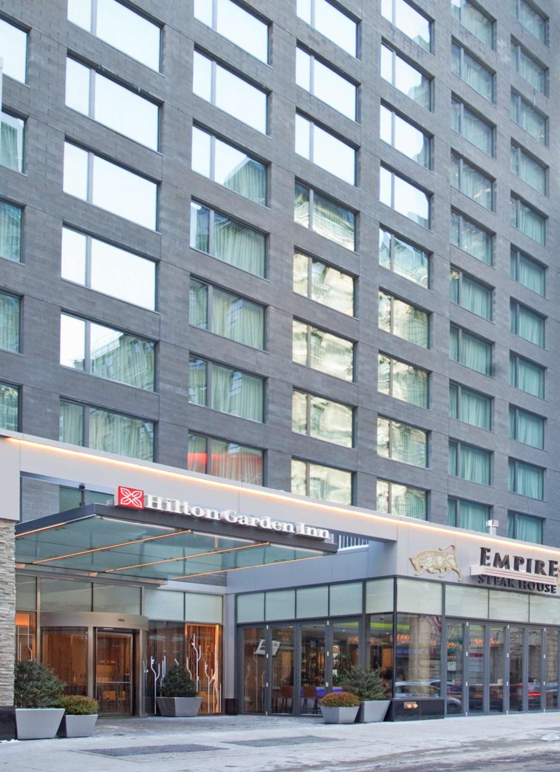 Hilton Garden Inn New York Central Park South-Midtown West property views in New York, NY — gallery photo 3