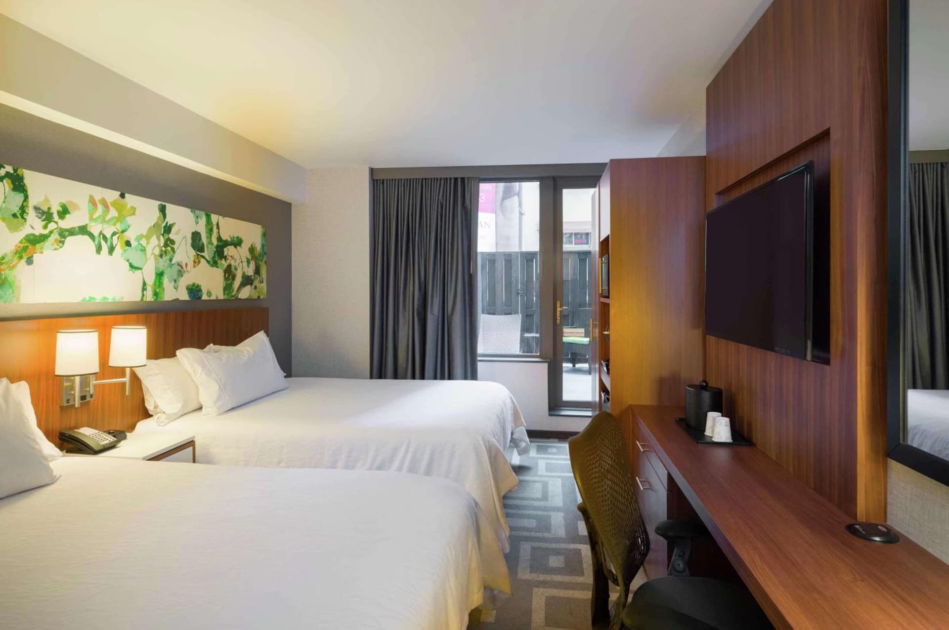 Hilton Garden Inn New York Central Park South-Midtown West gallery photo in New York, NY — image 7