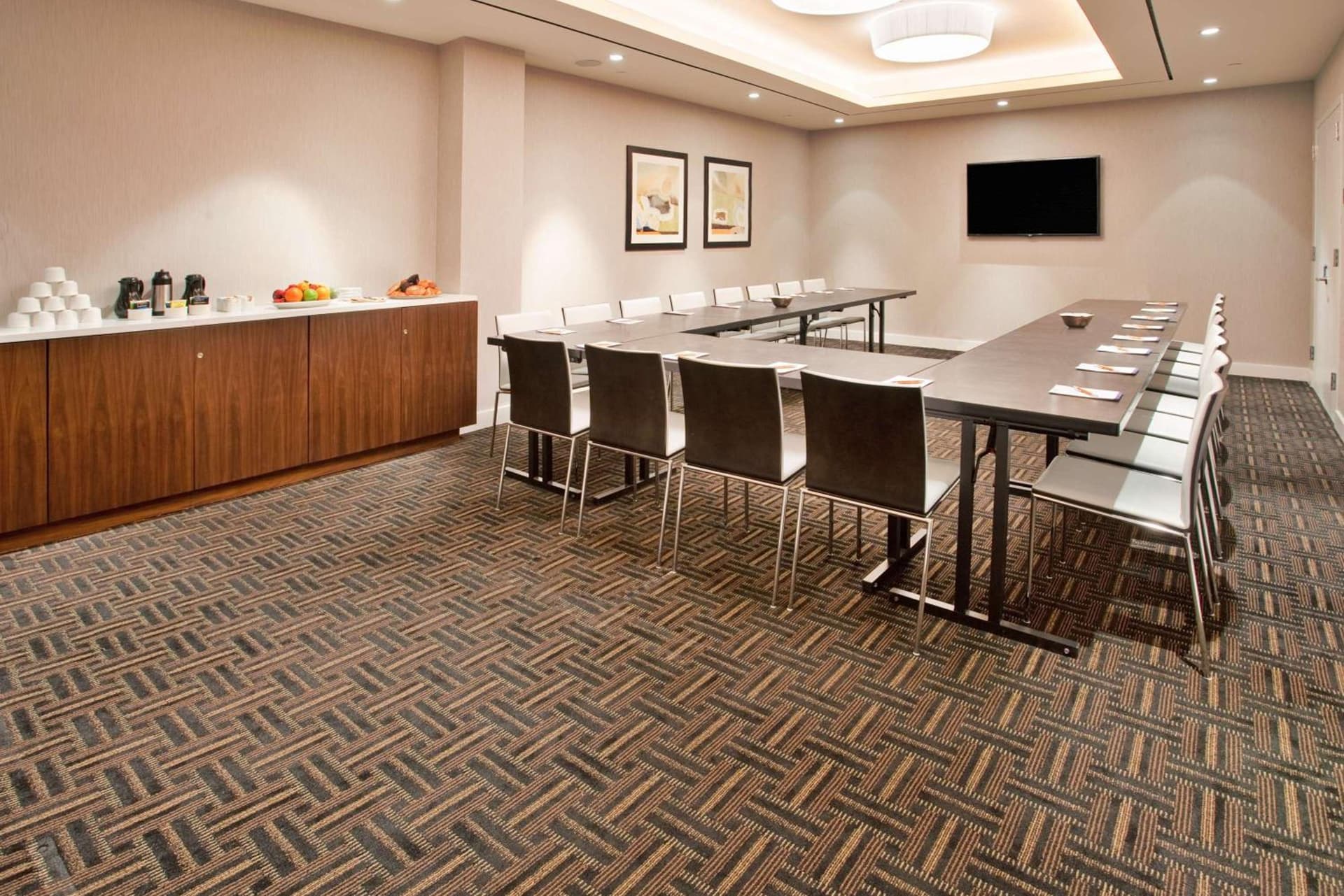 Hilton Garden Inn New York Central Park South-Midtown West gallery photo in New York, NY — image 19