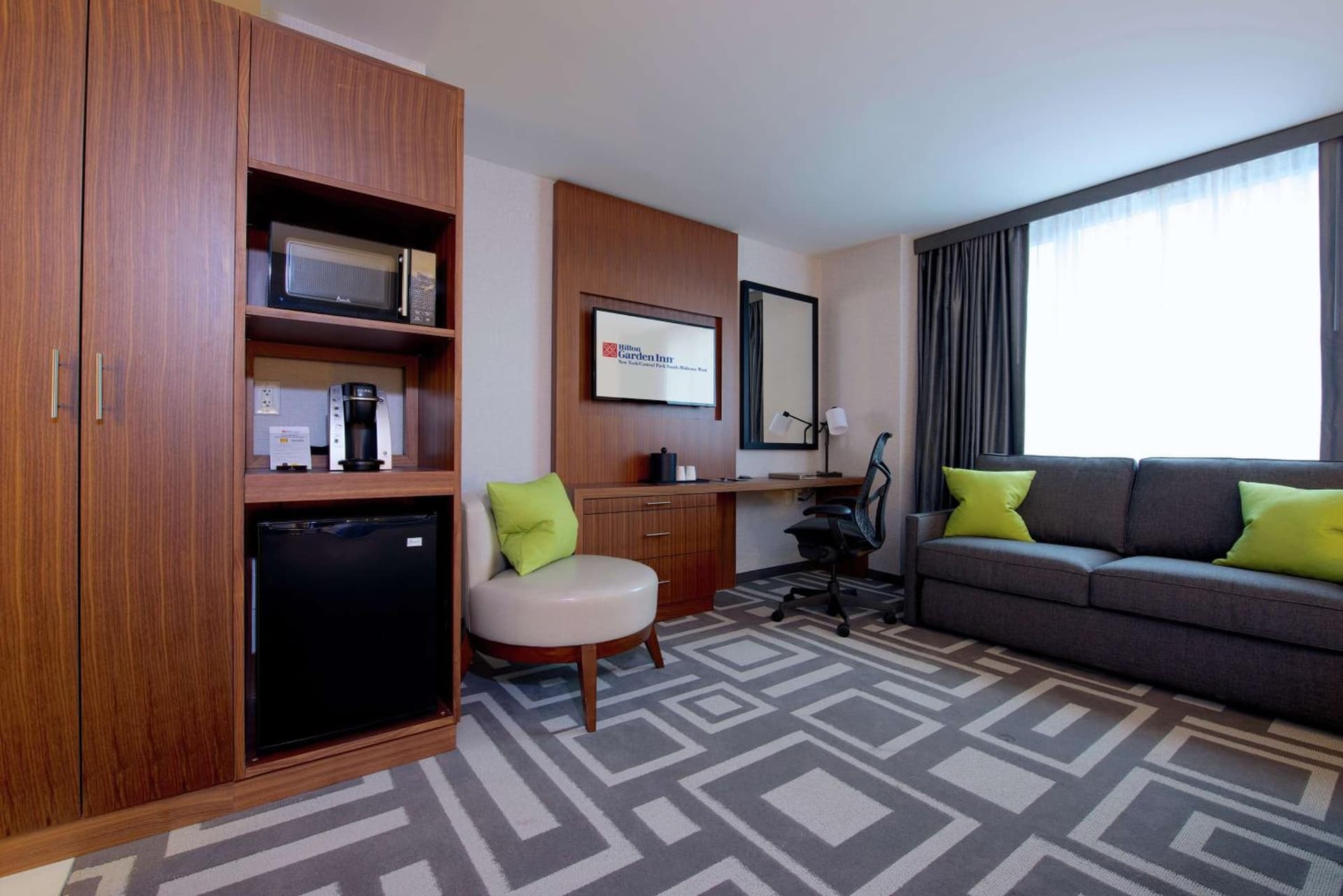 Hilton Garden Inn New York Central Park South-Midtown West gallery photo in New York, NY — image 22