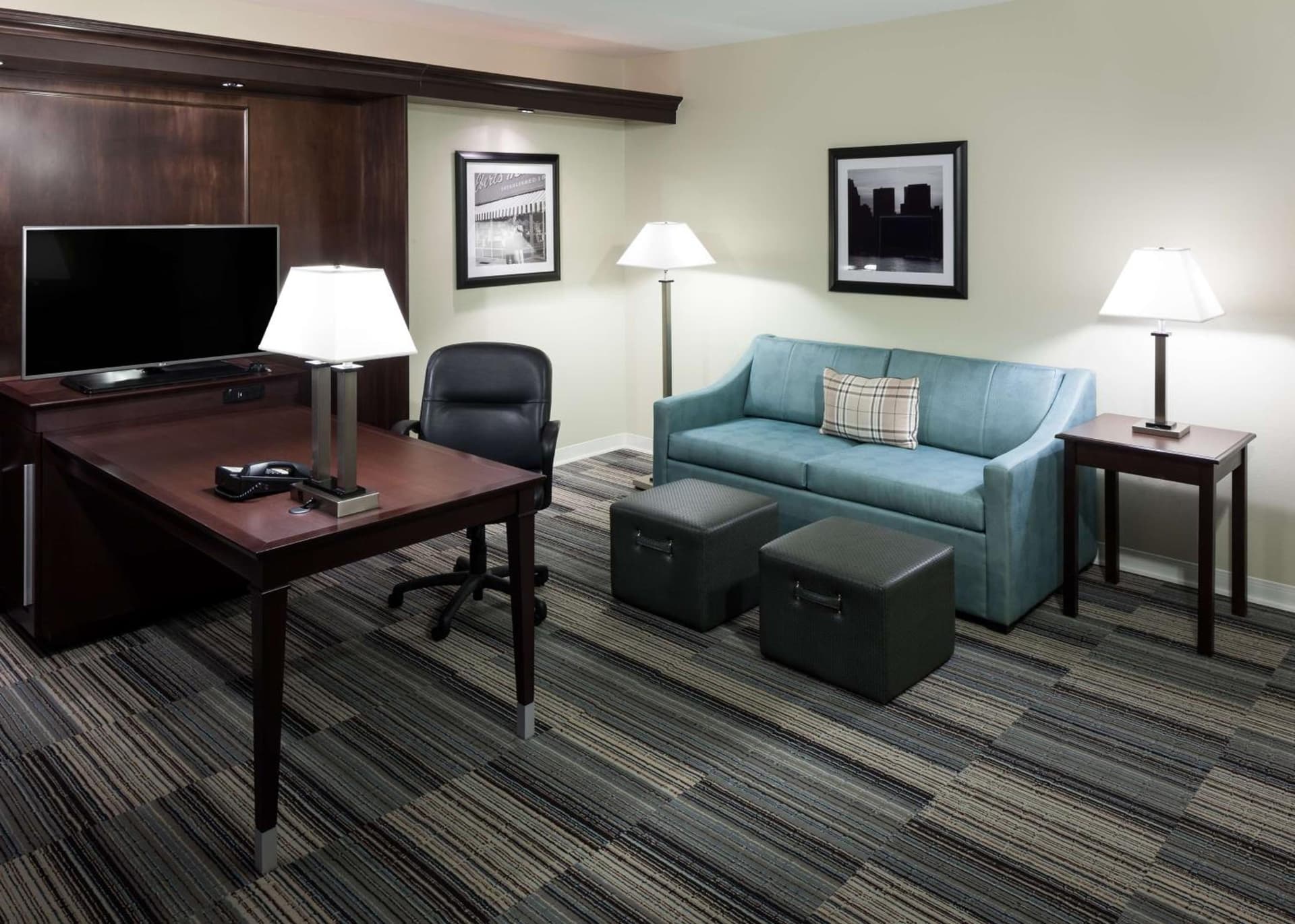 Hampton Inn & Suites Omaha-Downtown property views in Omaha, NE — gallery photo 3