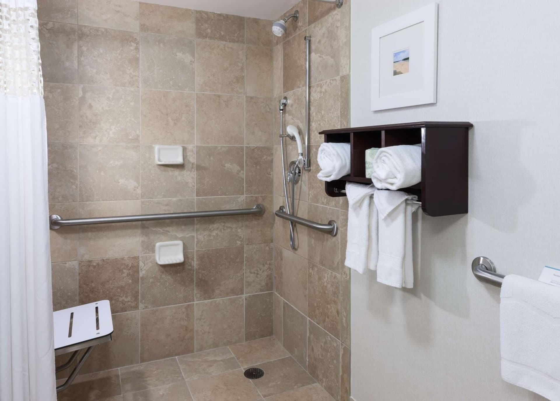 Hampton Inn & Suites Omaha-Downtown gallery photo in Omaha, NE — image 13