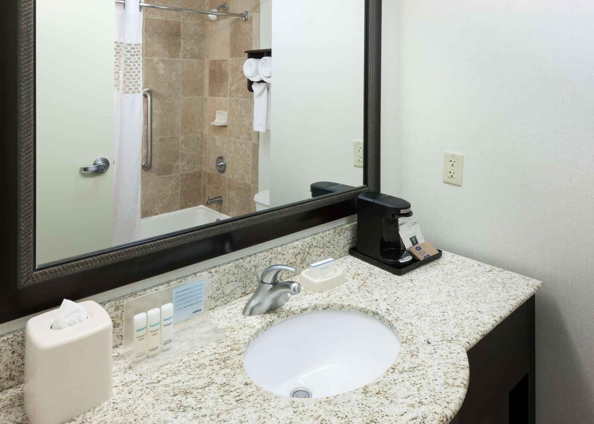 Hampton Inn & Suites Omaha-Downtown gallery photo in Omaha, NE — image 8