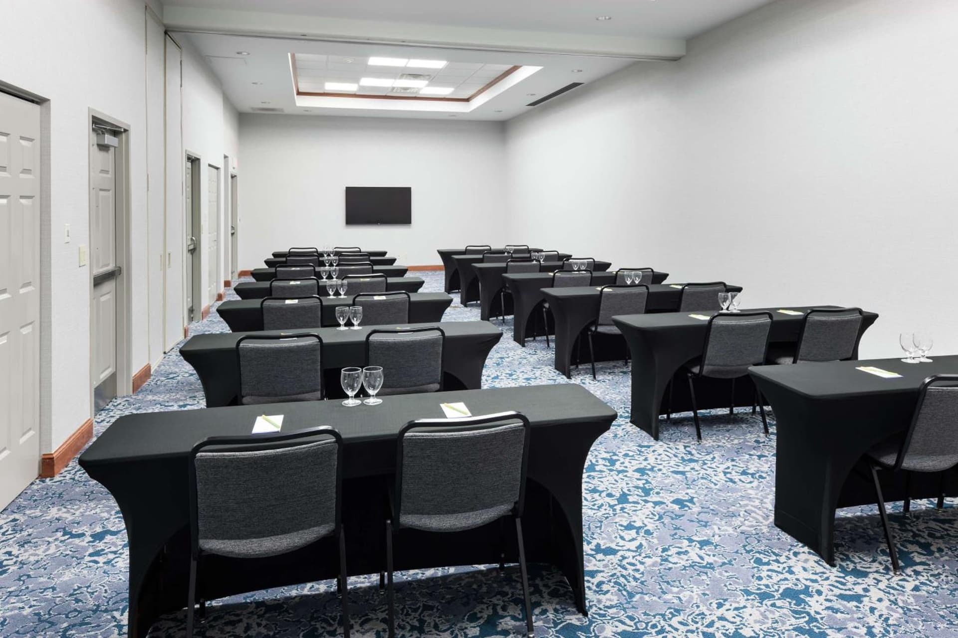 Hilton Garden Inn Lake Forest Mettawa gallery photo in Lake Forest, IL — image 21