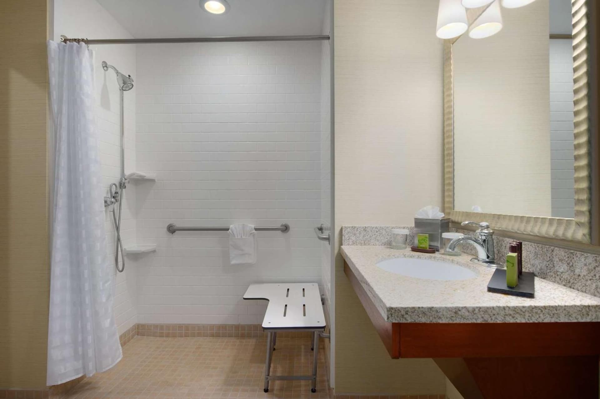 Embassy Suites by Hilton Tampa Brandon gallery photo in Tampa, FL — image 24