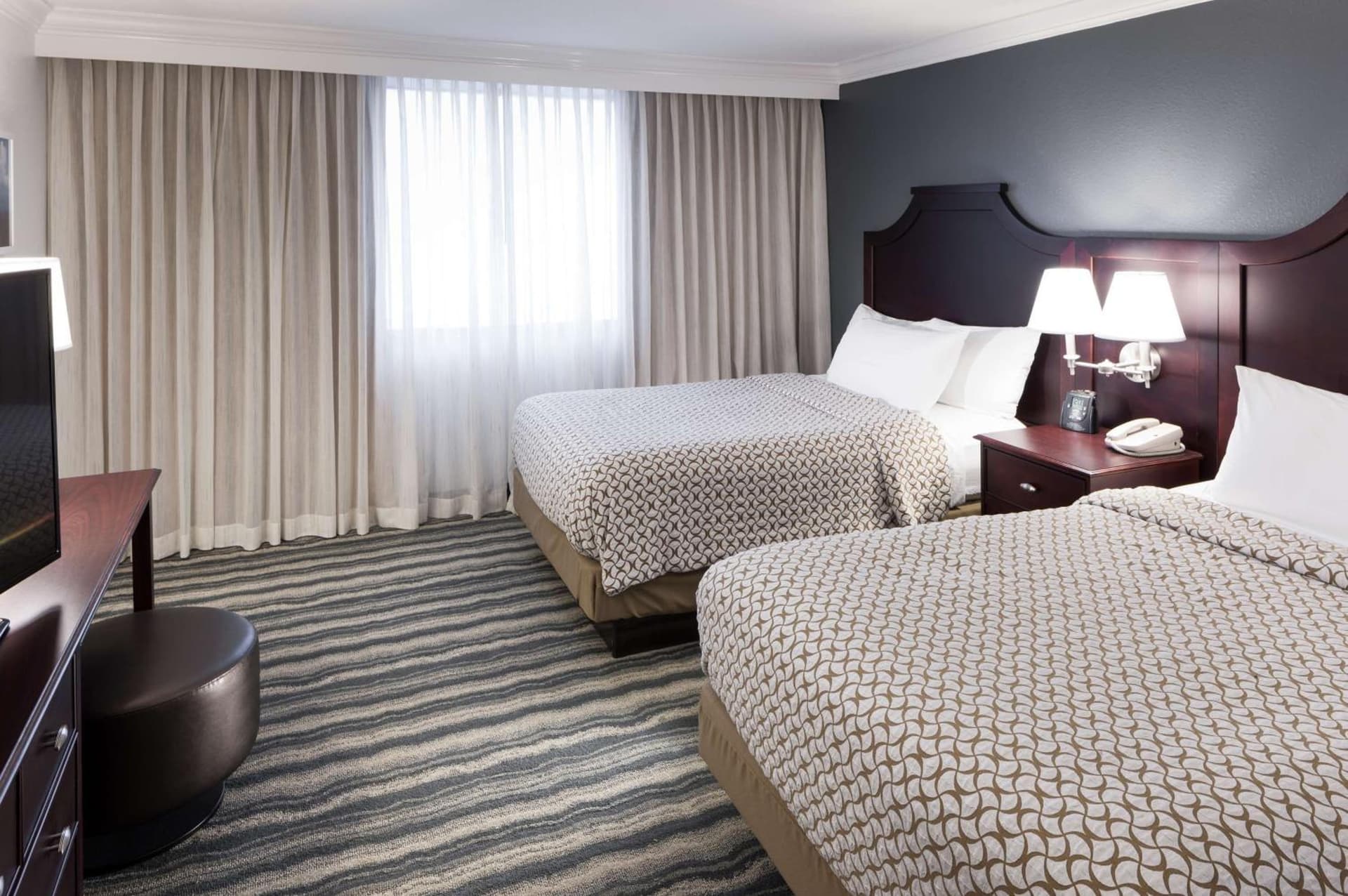 Embassy Suites by Hilton Tampa Brandon gallery photo in Tampa, FL — image 20