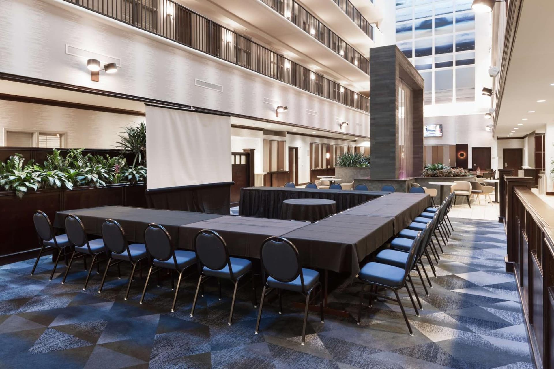 Embassy Suites by Hilton Tampa Brandon gallery photo in Tampa, FL — image 16