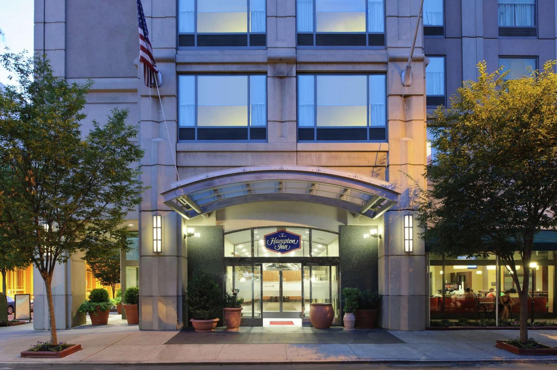 Hampton Inn Philadelphia Center City-Convention Center property views in Philadelphia, PA — gallery photo 3