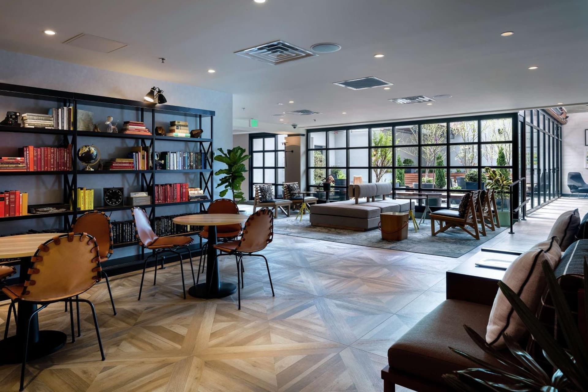 Freepoint Hotel Cambridge, Tapestry Collection by Hilton interior in Cambridge, MA — gallery photo 2