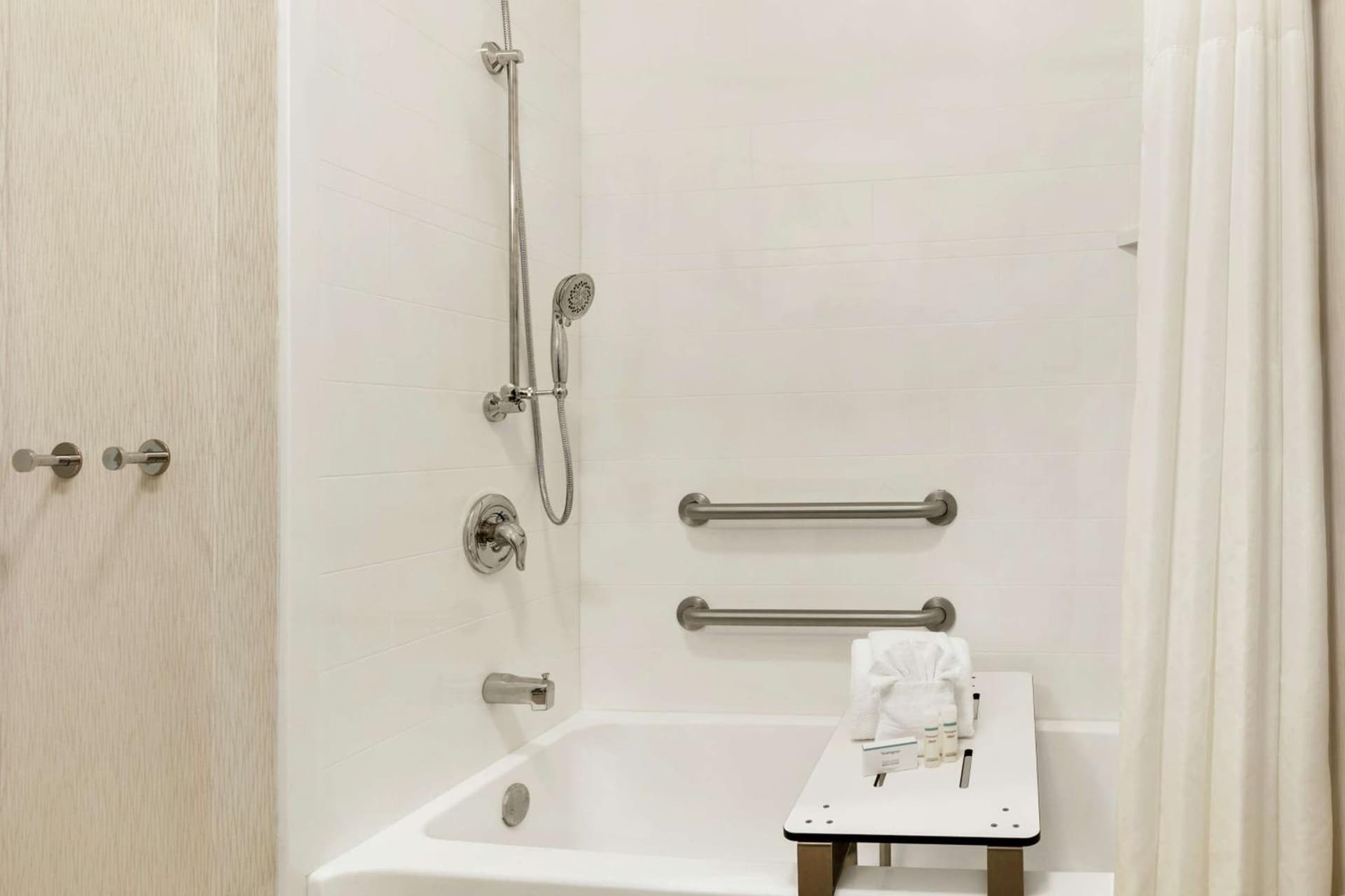 Hampton Inn Binghamton/Johnson City gallery photo in Binghamton, NY — image 7