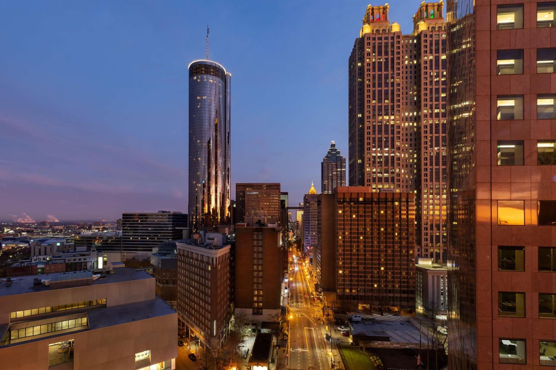 The Candler Hotel Atlanta, Curio Collection by Hilton gallery photo in Atlanta, GA — image 4