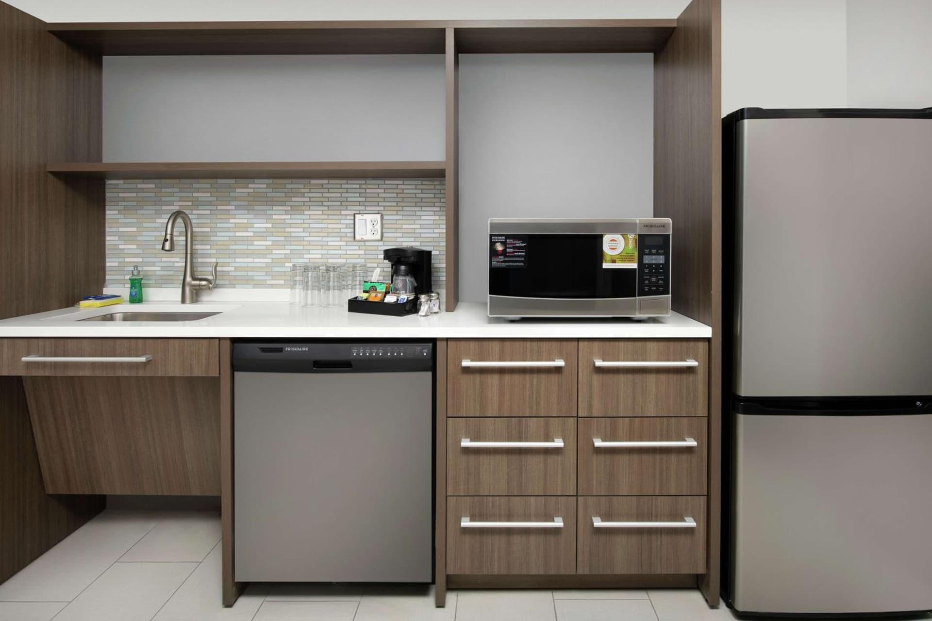 Home2 Suites By Hilton Longmont gallery photo in Longmont, CO — image 12