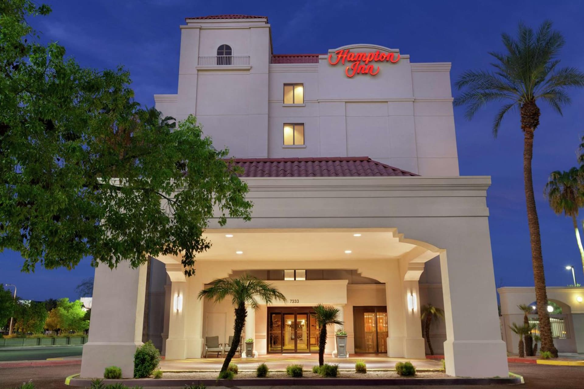 Hampton Inn Phoenix-Chandler interior in Chandler, AZ — gallery photo 2