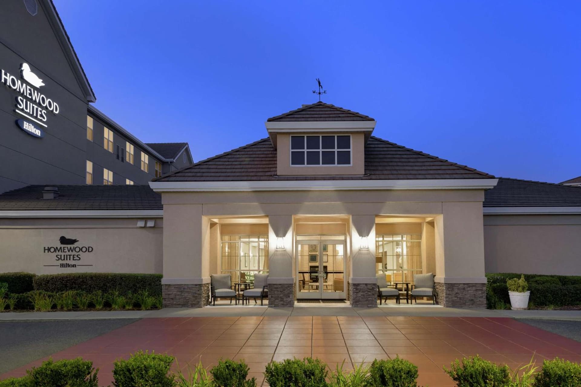 Homewood Suites by Hilton Sacramento/Roseville interior in Roseville, CA — gallery photo 2