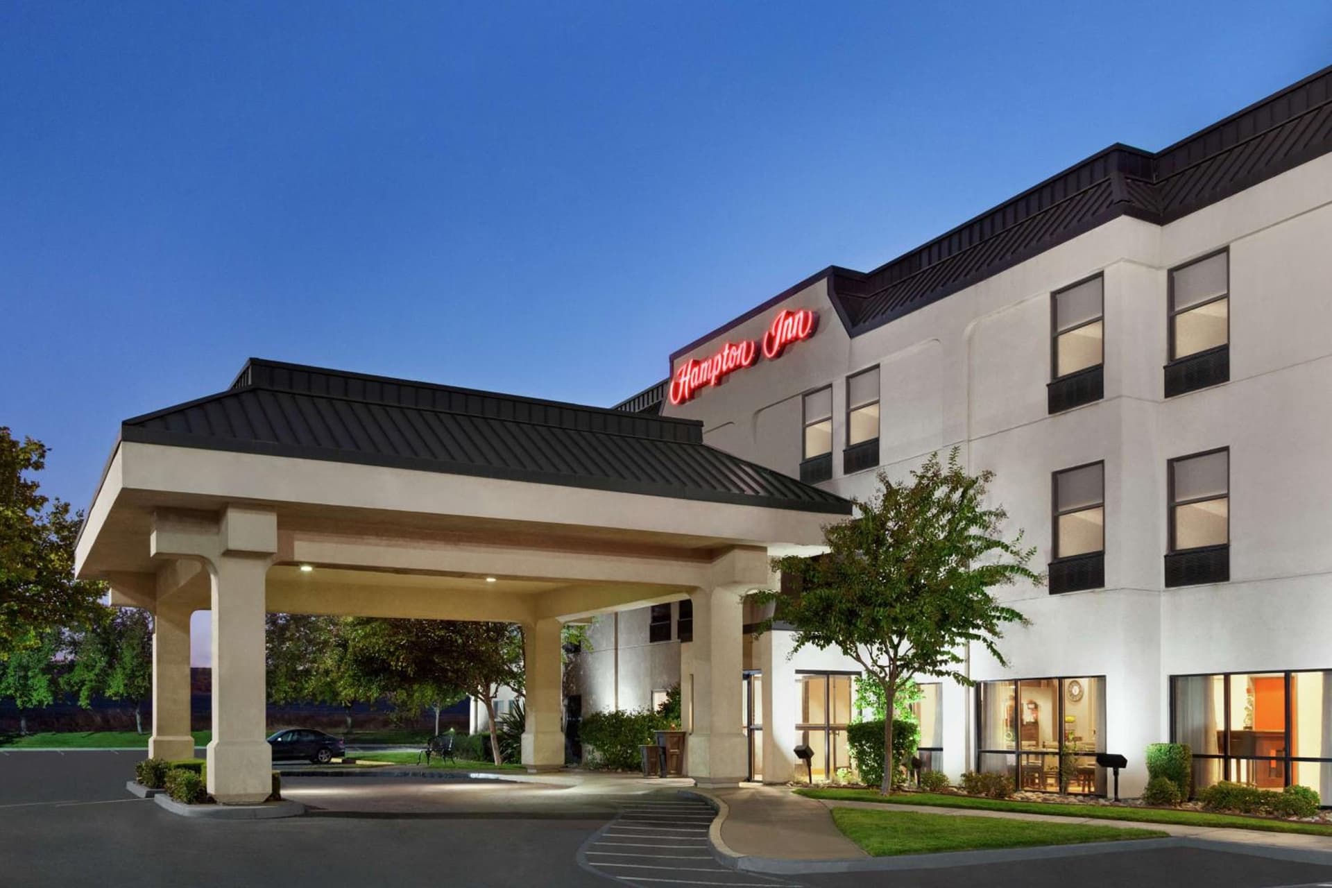 Hampton Inn Tracy property views in Tracy, CA — gallery photo 3