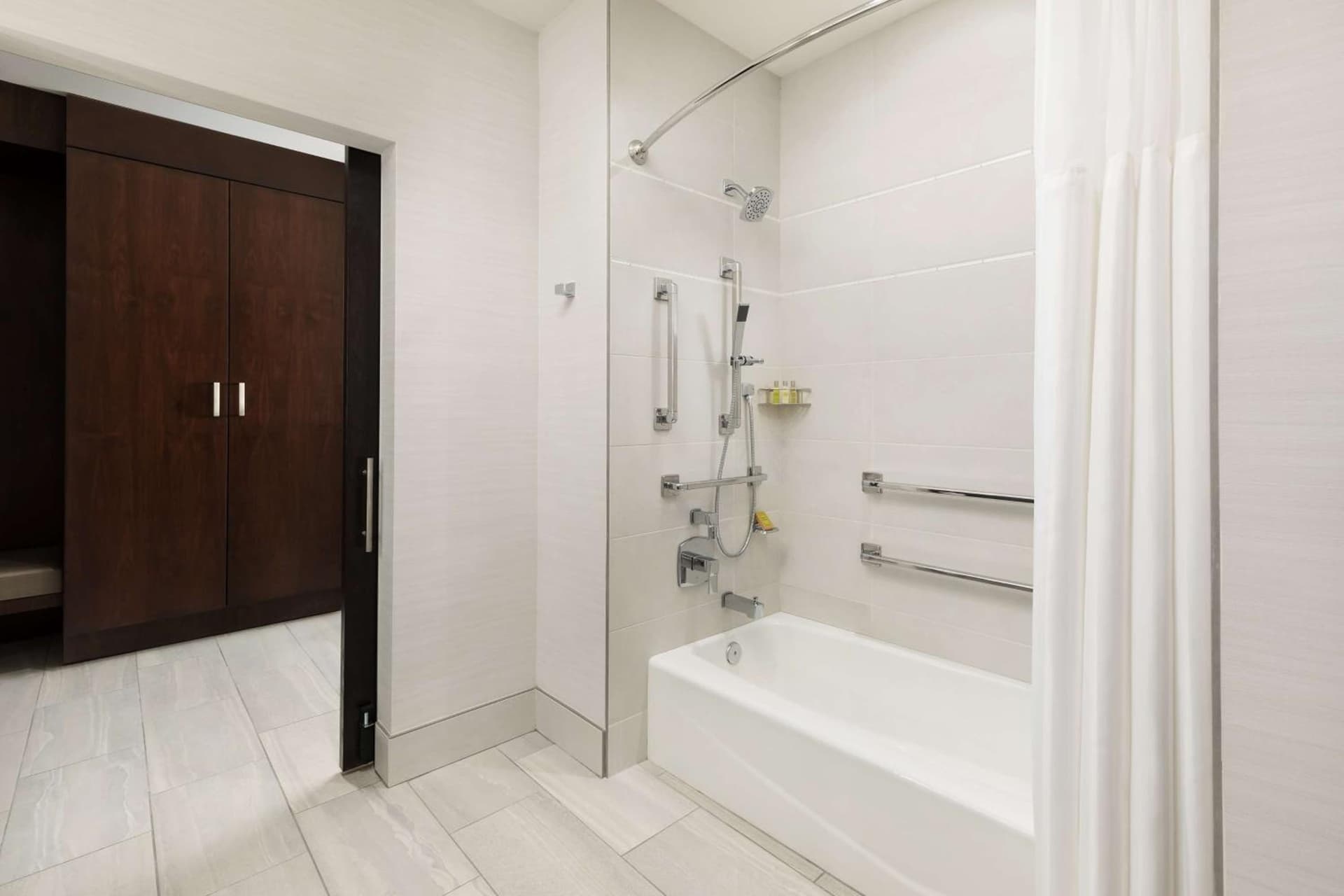 Doubletree By Hilton Tucson Downtown Convention Center gallery photo in Tucson, AZ — image 33