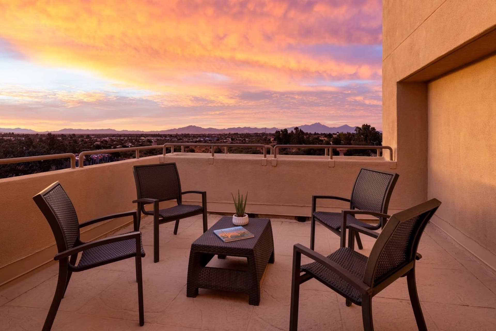 Hilton Tucson East gallery photo in Tucson, AZ — image 7